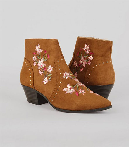 bottines brodées fleurs